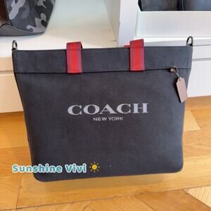 NWT COACH CJ486 Canvas Tote 38 Tote Bag Black Multi Canvas and smooth leather
